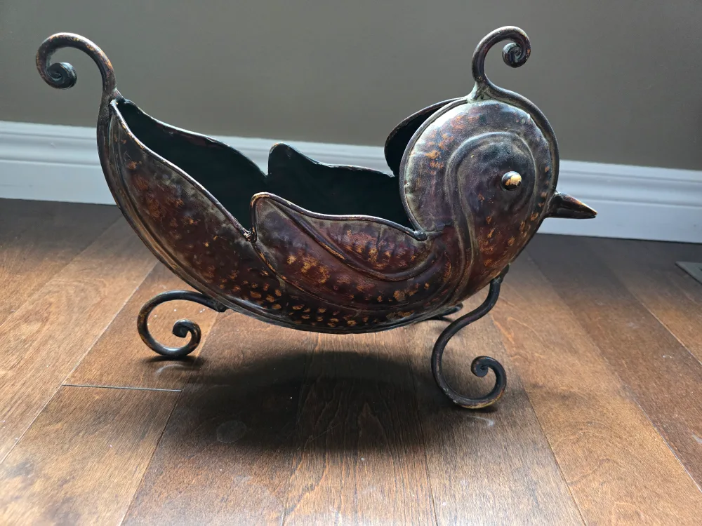 Decorative Metal Bird Planter thumbnail