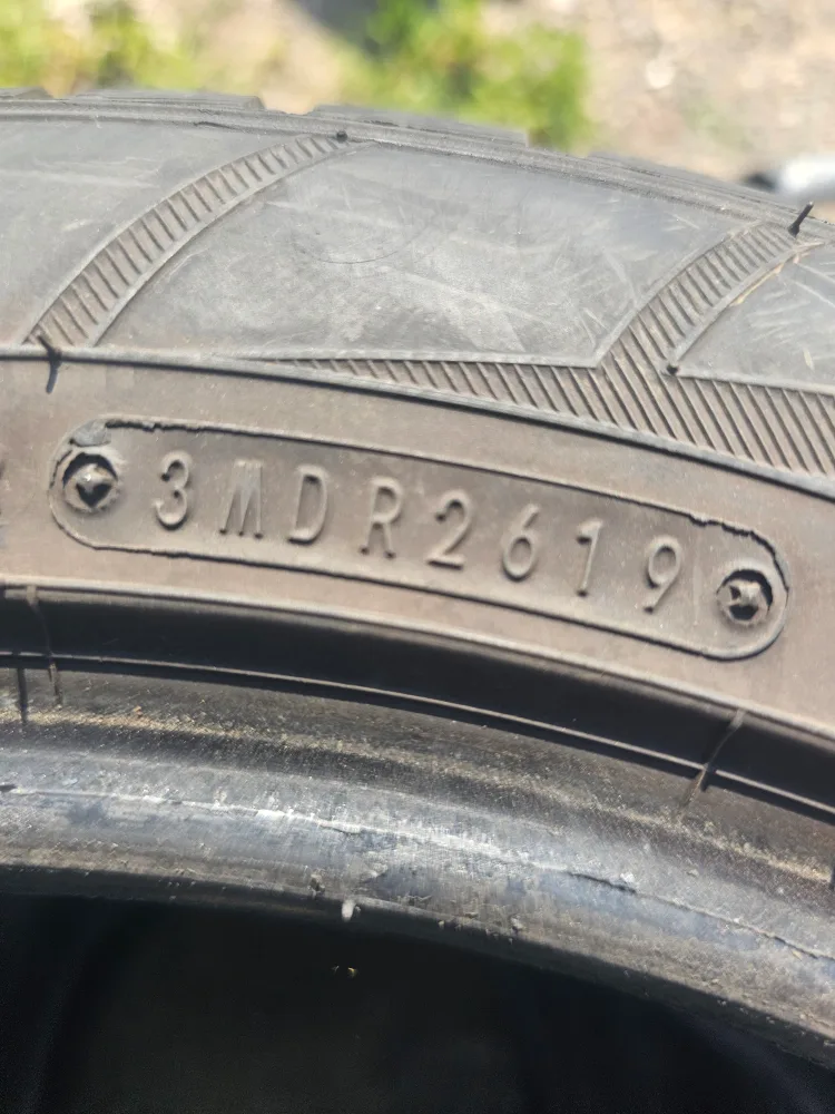 Falken Espia 225/50R17 Winter Tires image indicator(4)