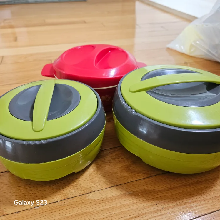 3 Food Containers - Red & Green thumbnail