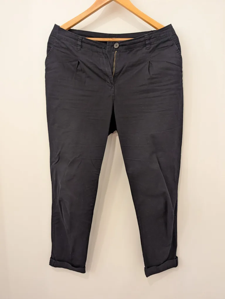 H&M Black Trousers - Size 6 thumbnail