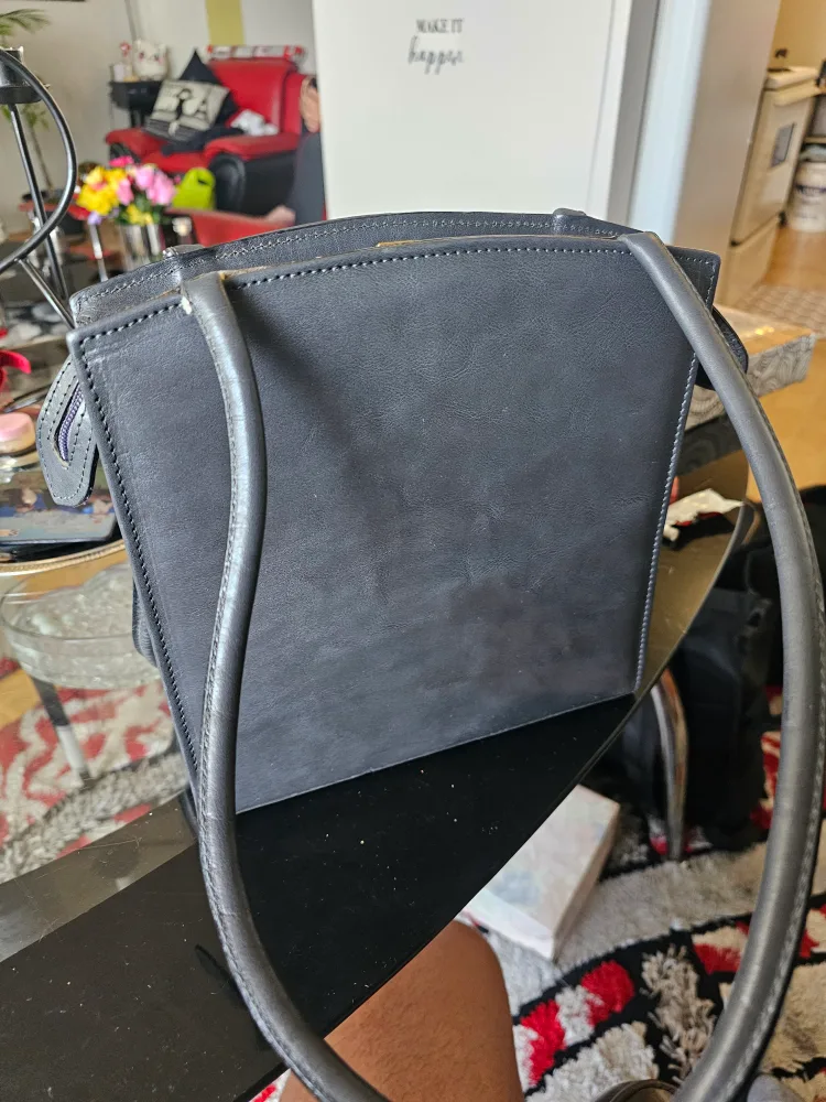 Vintage Leather Handbag image indicator(2)