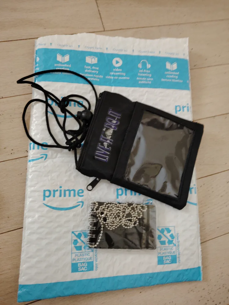 Live-It-Up IDOI Lanyard Wallet thumbnail