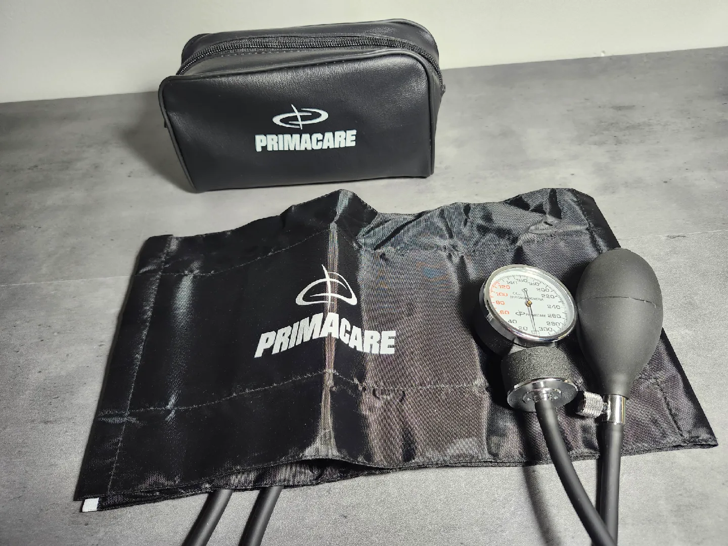 Manual Blood Pressure Monitor with Stethoscope image indicator(2)