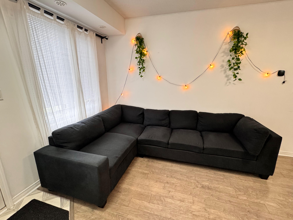 FOR SALE: Beautiful & Sturdy Sectional Sofa from Leon’s