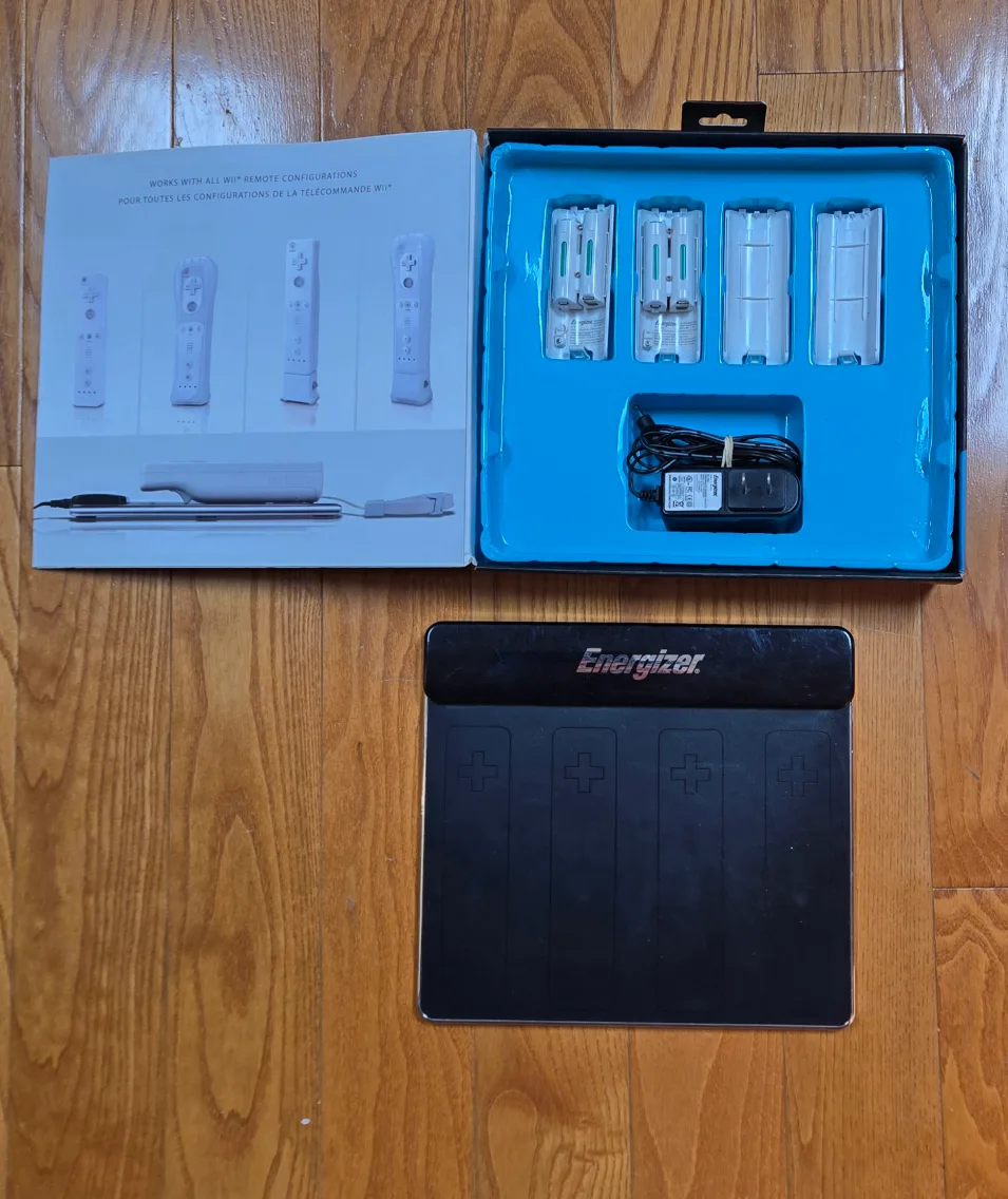 Energizer Flat Panel 4X Induction Charging System for Wii image indicator(2)
