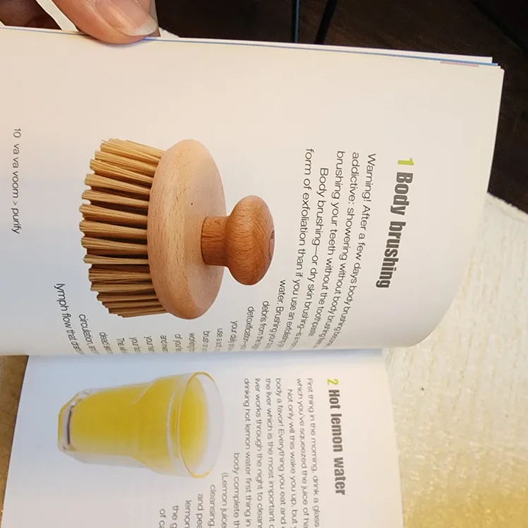 🧡 101 Ideas to Pamper Yourself! Great Gift Idea! image indicator(3)