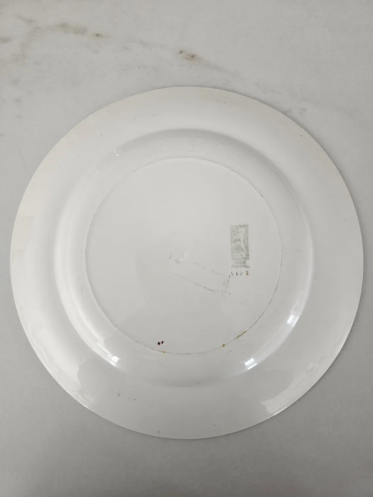 H&K Tunstall 11" Plate - Floral Design Gold Rimmed image indicator(2)