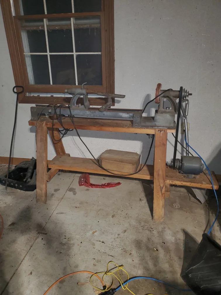 Wood Lathe thumbnail