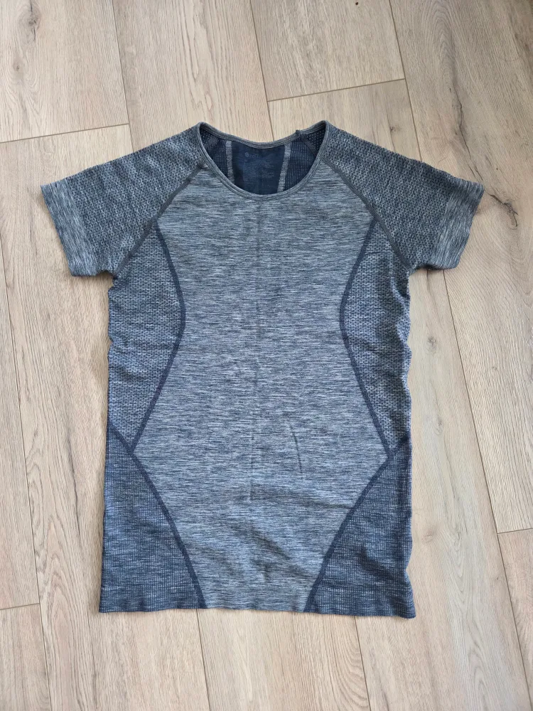 Zella Women's Activewear Top thumbnail