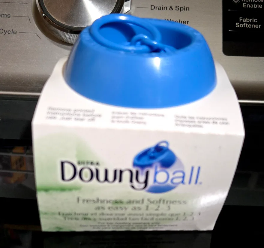 Downy Ultra Downy Ball Fabric Softener Dispenser thumbnail