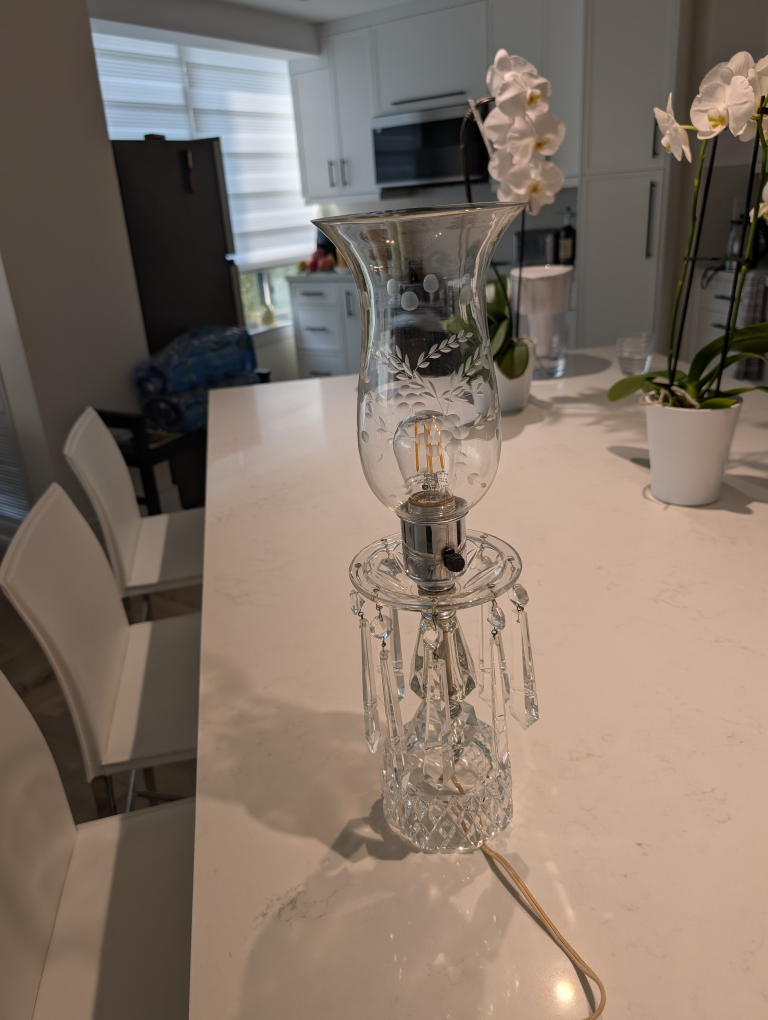 Pair of Crystal Hurricane Lamps - photo 2
