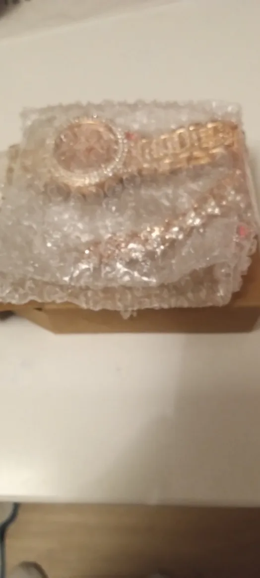 BranchNew Rose Gold Watch & Bracelet a set $25. image indicator(3)