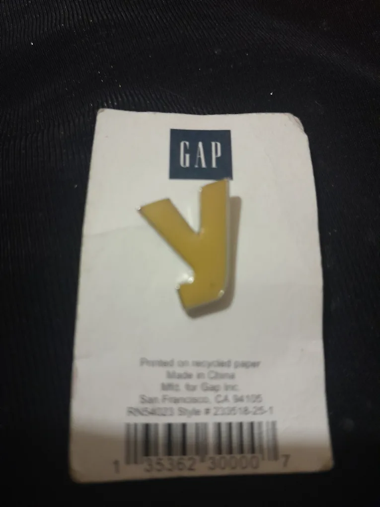 GAP Letter Y Pin - New on Card thumbnail