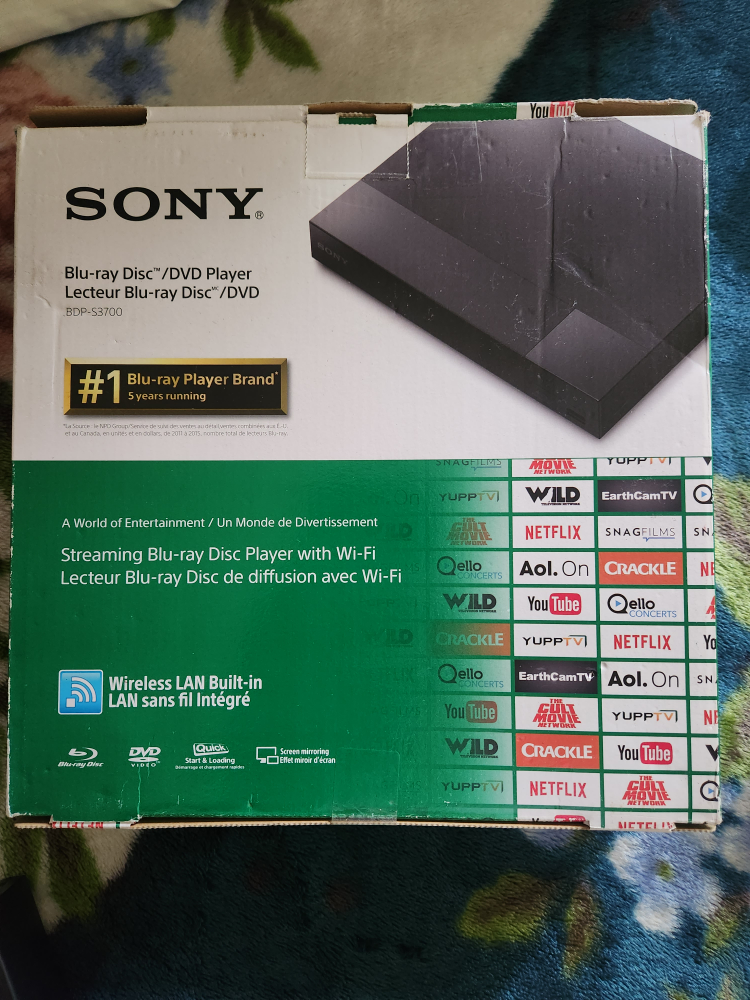 Sony BDP-S3700 Blu-ray/DVD Player with Box