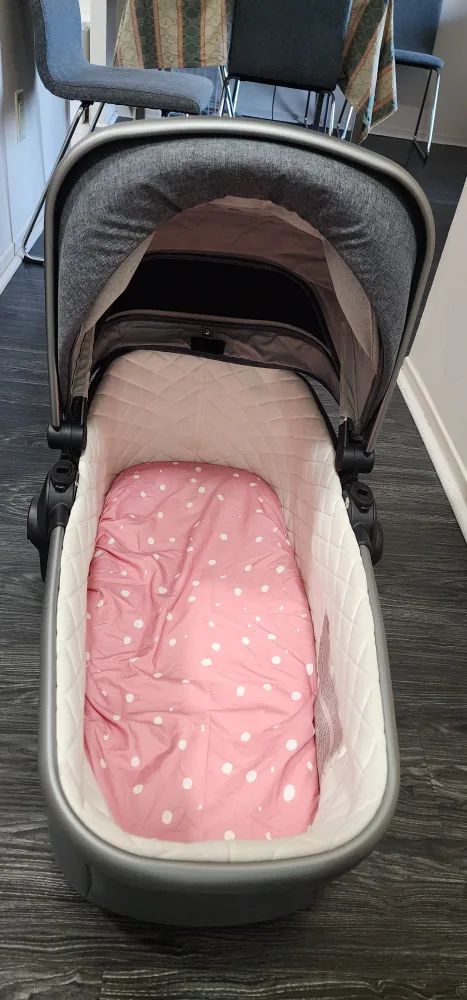 SILVER CROSS- Wave Carrycot- Pattern: Slate Grey image indicator(5)