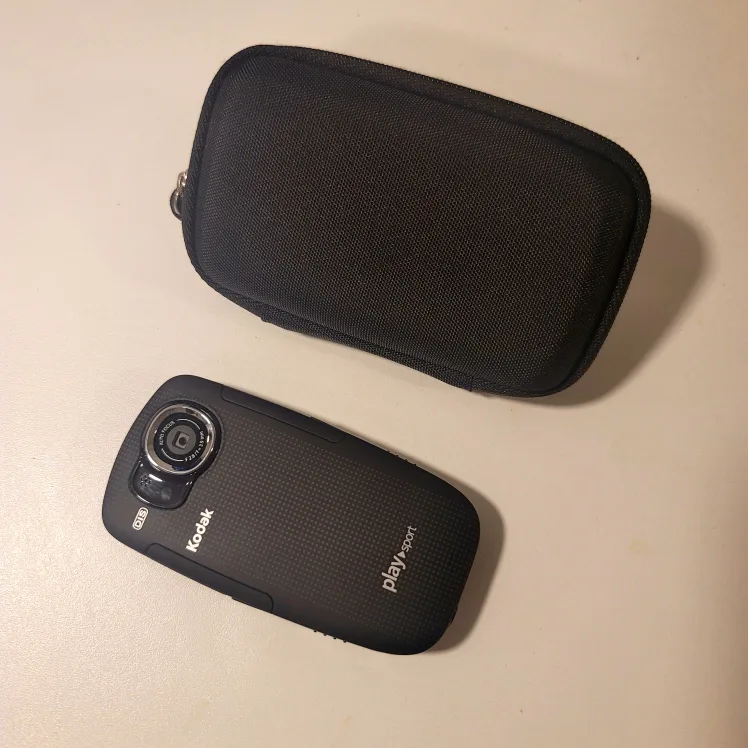Kodak Playsport Waterproof/Shockproof Camera thumbnail