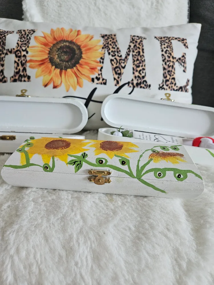 Hand Painted Sunflower Wooden Box image indicator(4)