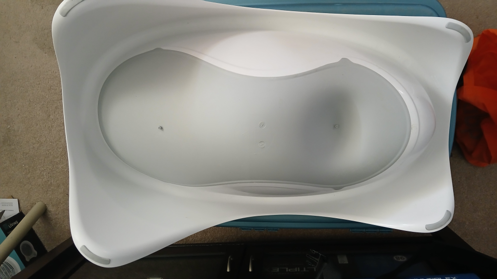 🥕Baby bathtub - Lightly used - $15 Firm🥕 - photo 2