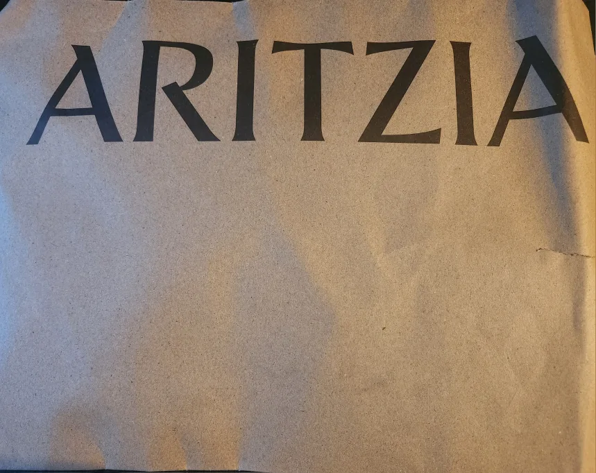 BNWT-Aritzia MoveTech Defense Cap thumbnail