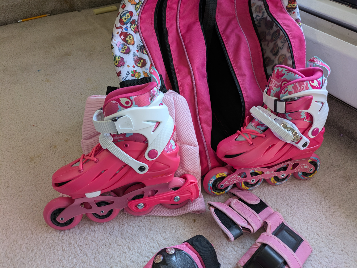 Pink Rollerblade Set with Bag & Pads - photo 4
