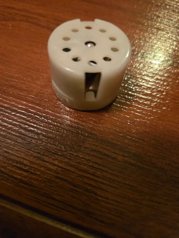 Bobbin! Spare Sewing Machine Thread Spool image indicator(2)