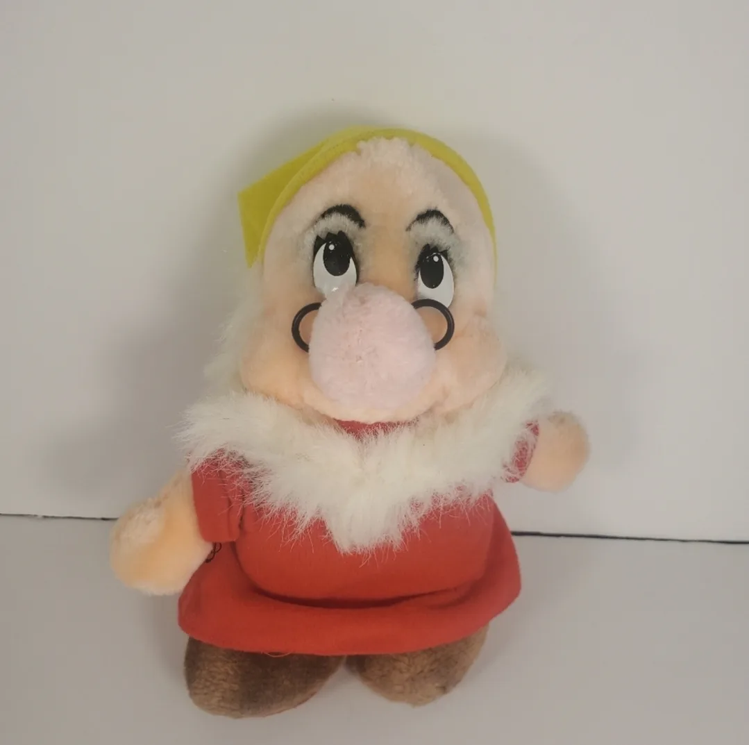 Vintage Disneyland Walt Disney Doc From Snow White image indicator(5)