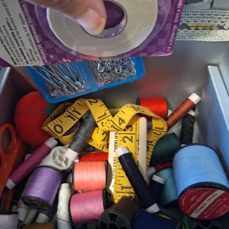 Sewing Kit Basket with Supplies image indicator(5)