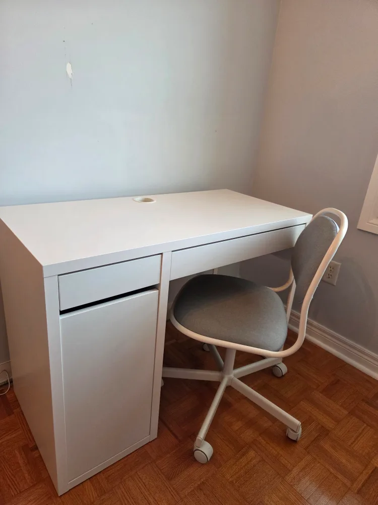 IKEA Desk and Chair Set - White thumbnail