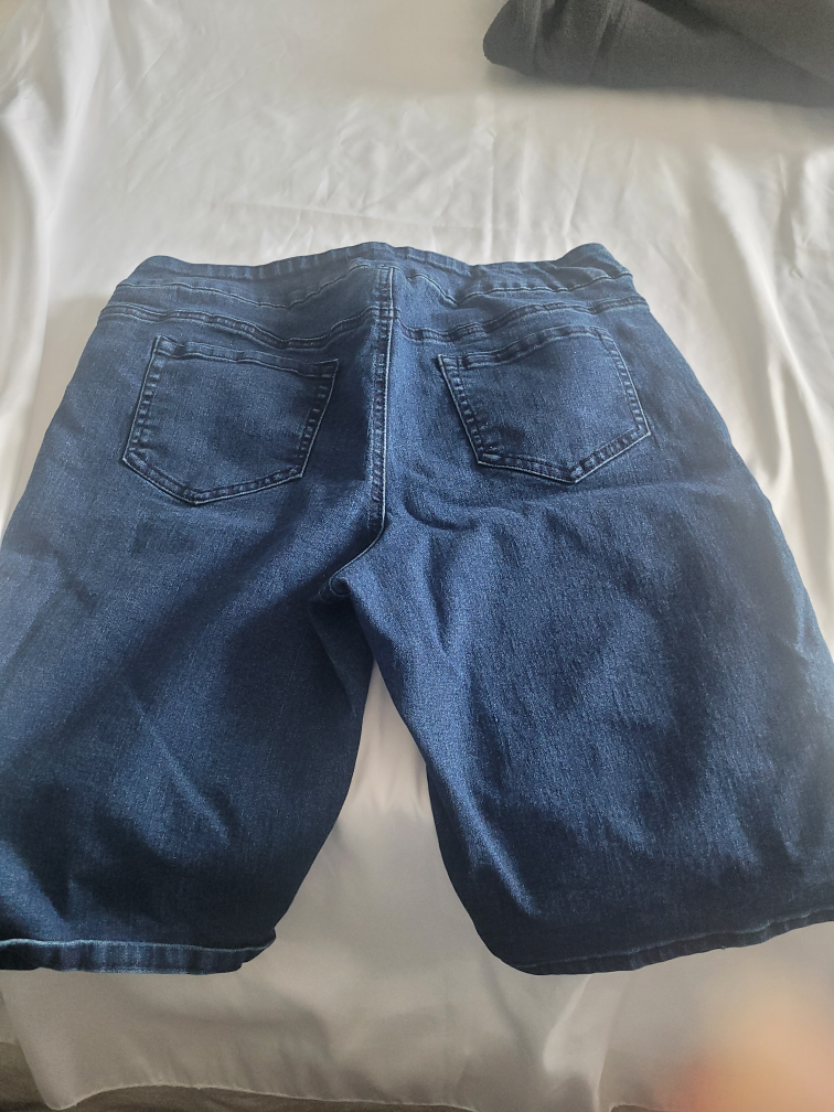 GG Jeans Denim Shorts - Size 16 - photo 2