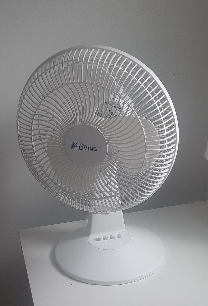 Oscillating Table/Desk Fan - photo 2