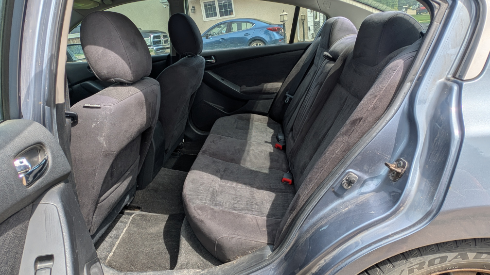 2010 Nissan Altima - photo 5