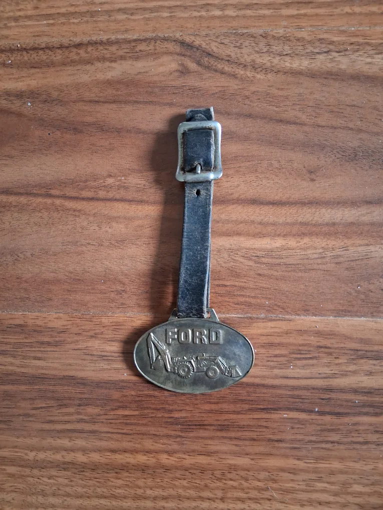 Vintage Ford Tractor Keychain thumbnail