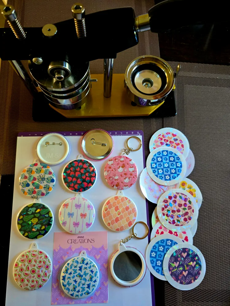 mirror keychain /badge button pin customize thumbnail