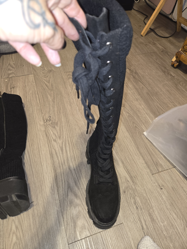 Black Knee High Lace Up Boots - photo 3