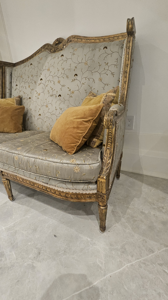 Vintage Sofa - photo 3