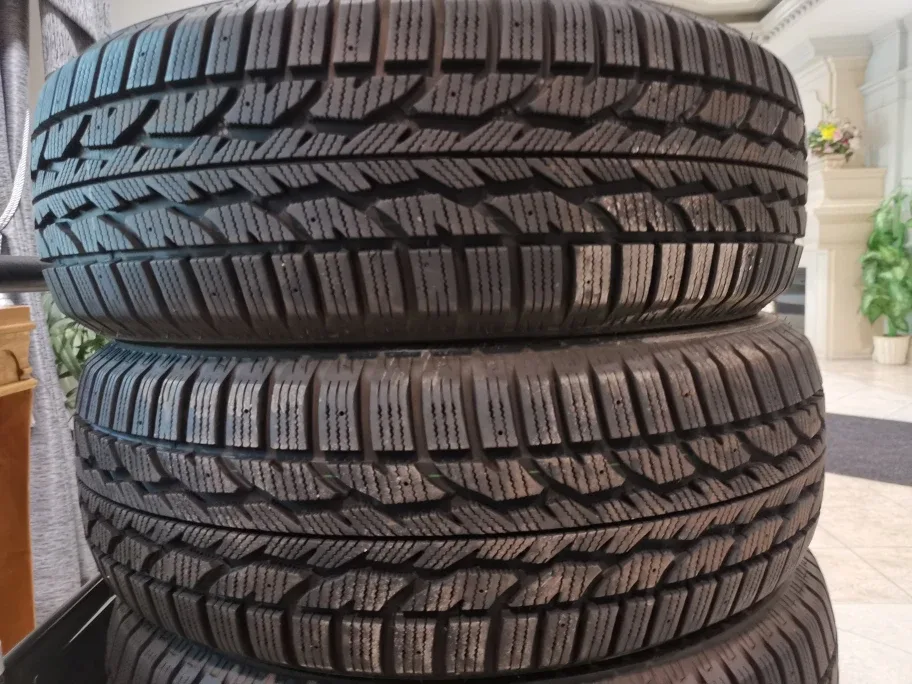 Set of Winter Tires Firestone image indicator(6)