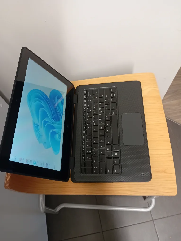 HP ProBook x360 11 G1 11.6" Touchscreen Laptop image indicator(9)