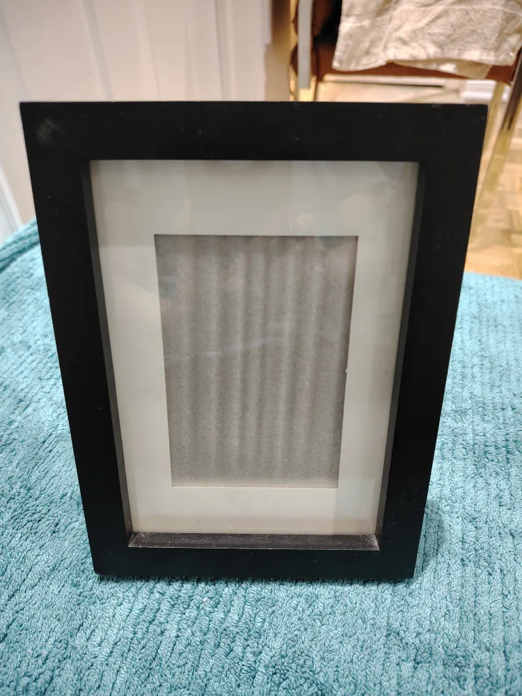 6"x8" Black Picture Frame image indicator(2)