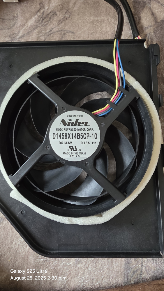 Nidec D1458X14B5CP-10 DC13.6V Fan - photo 2