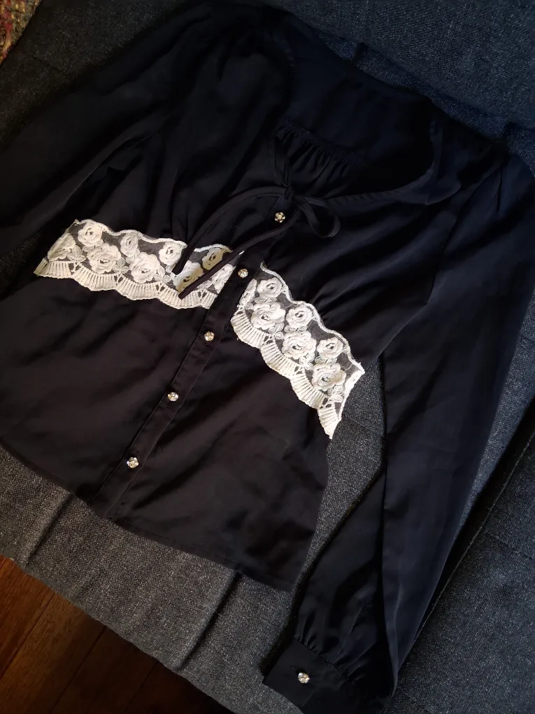 lightweight blouse 🧡 thumbnail