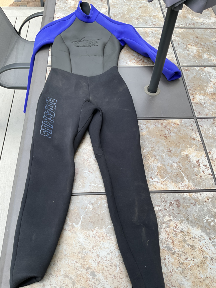 BARESKINS Wetsuit - Blue & Black