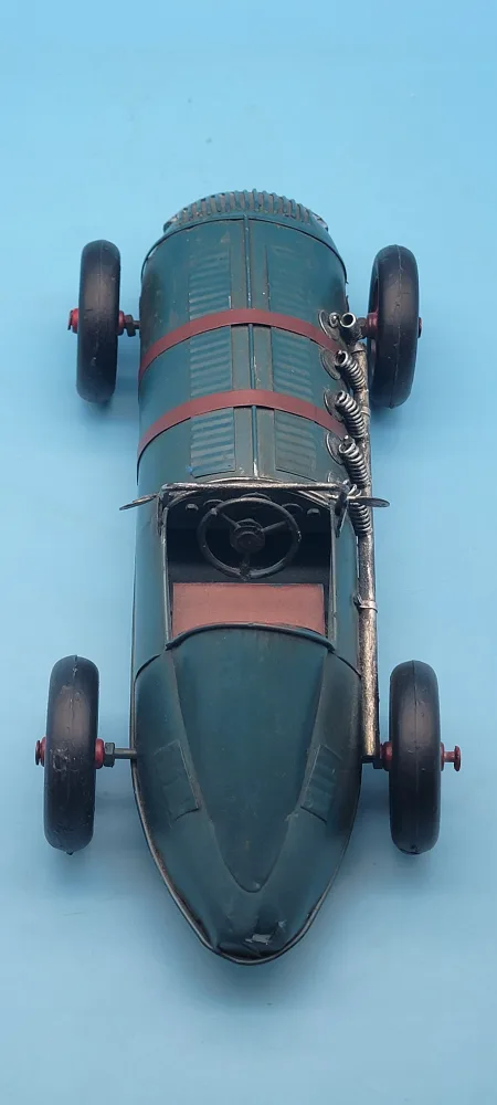 Vintage Style Formula One F1 Race Car Metal Replica Metal image indicator(9)