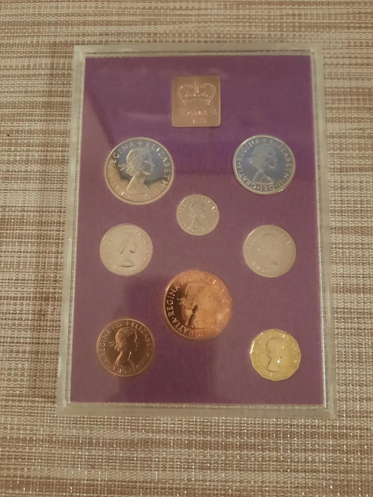 Coin Collection Set U.K. image indicator(2)