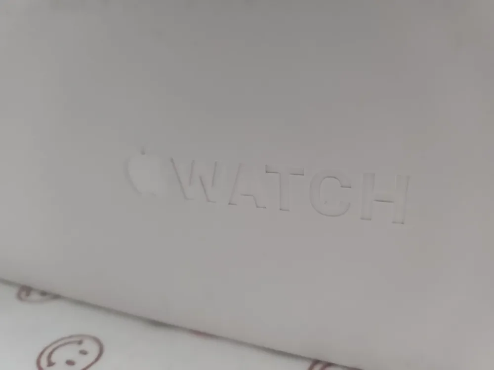 Brand New Apple Watch Series 10 image indicator(3)