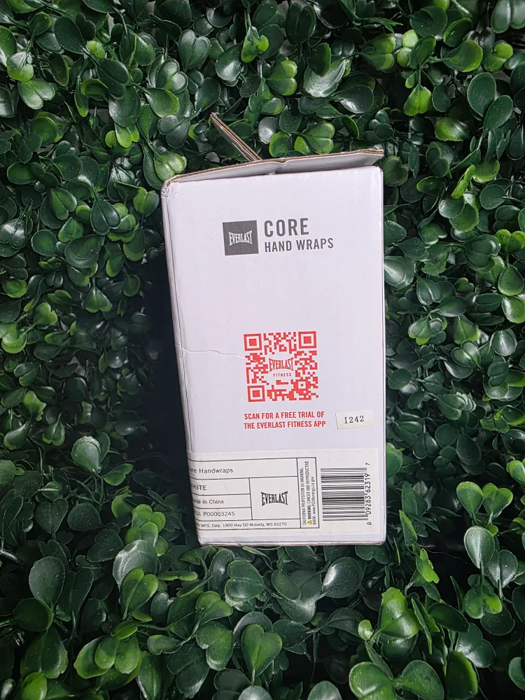 Everlast Core Hand Wraps - New in Box! image indicator(2)