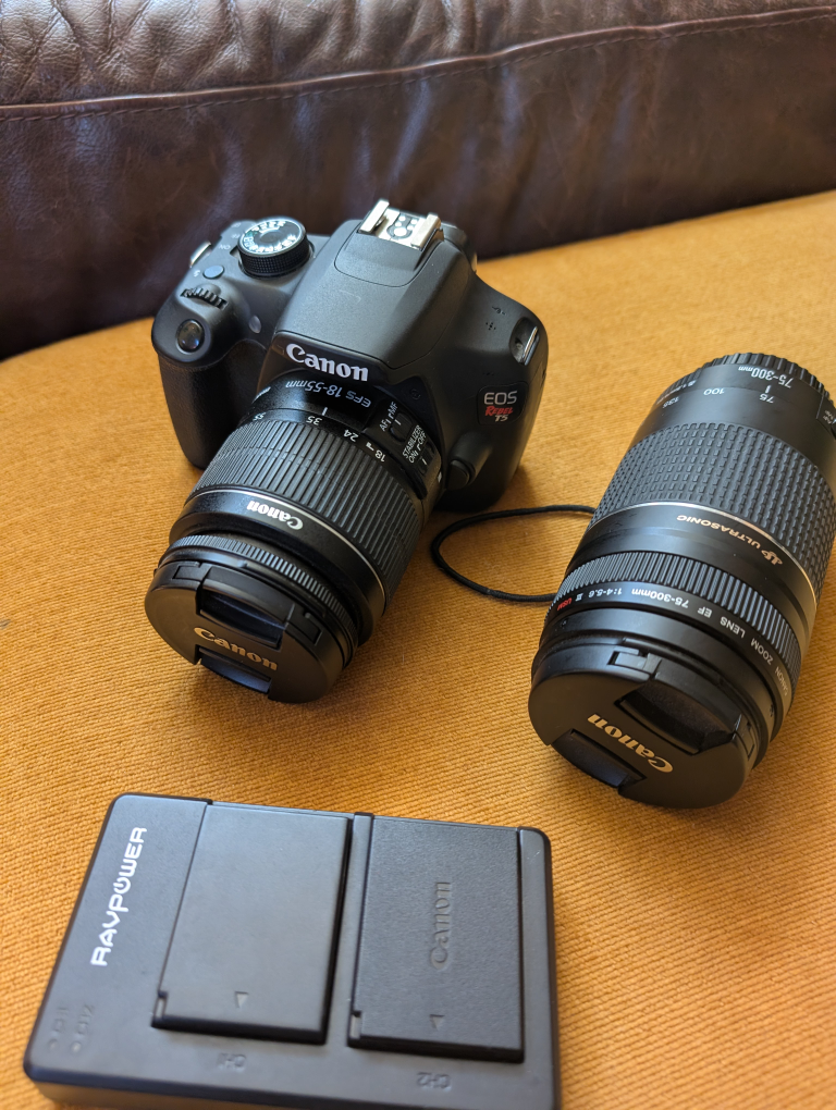 Canon EOS Rebel T5i DSLR Camera w/ Lenses - photo 2