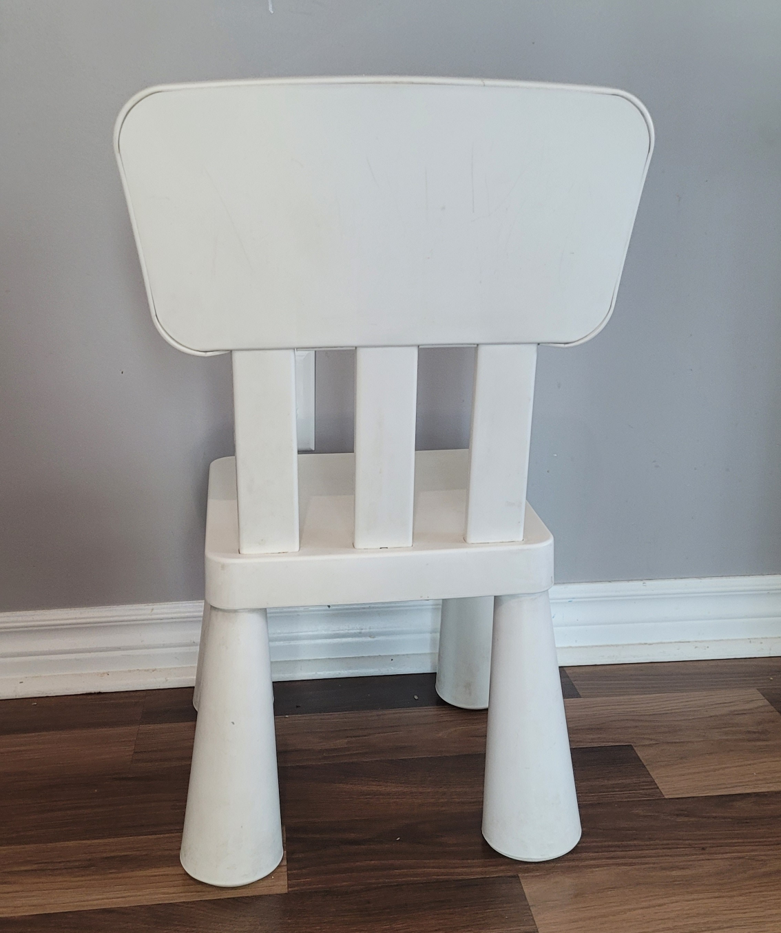 IKEA Mammut White Children's Chair - photo 4