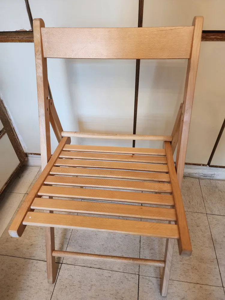 FOLDING CHAIR thumbnail