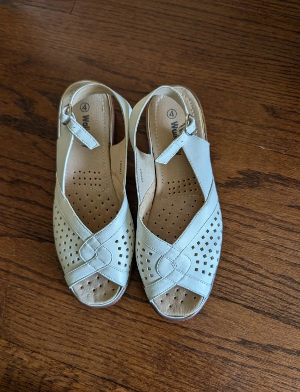 White Leather Sandals - Size 7 image indicator(2)