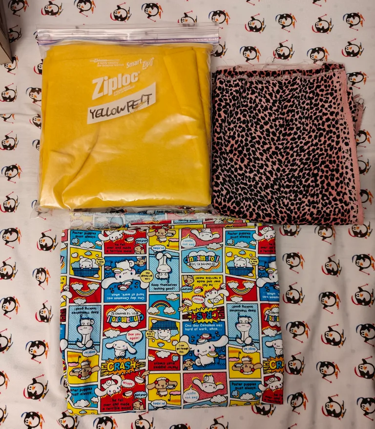 Fabric Scrap Bundle - Assorted Colors & Patterns image indicator(2)